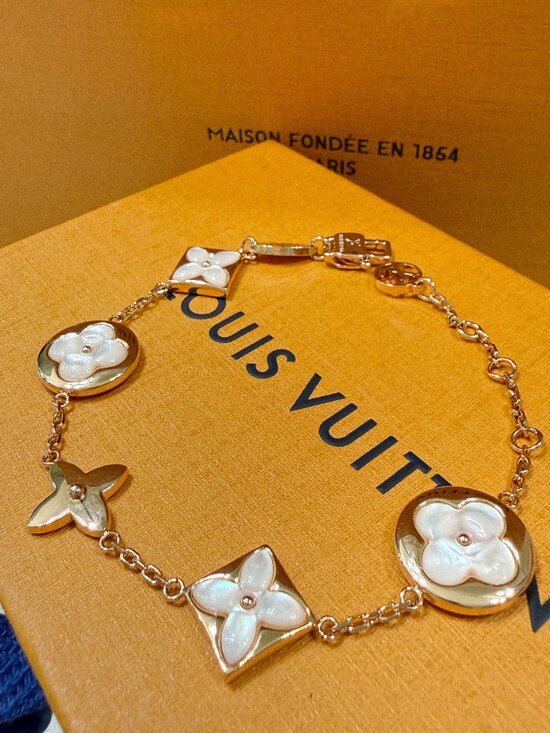 Louis Vuitton Jewelry - Louis Vuitton Color Blossom Bracelet, Pink Gold Tone, White Mother-of-Pearl